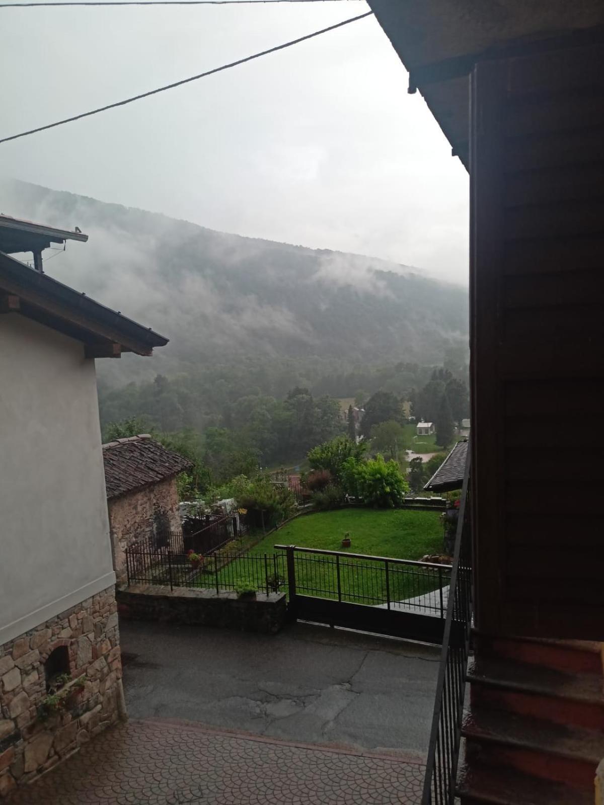 Foresteria Lombarda B & B Ca' Pelitti Ganna Buitenkant foto
