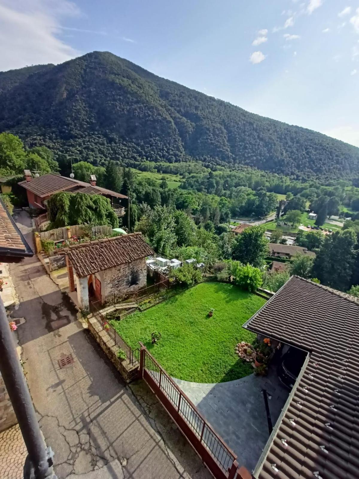 Foresteria Lombarda B & B Ca' Pelitti Ganna Buitenkant foto