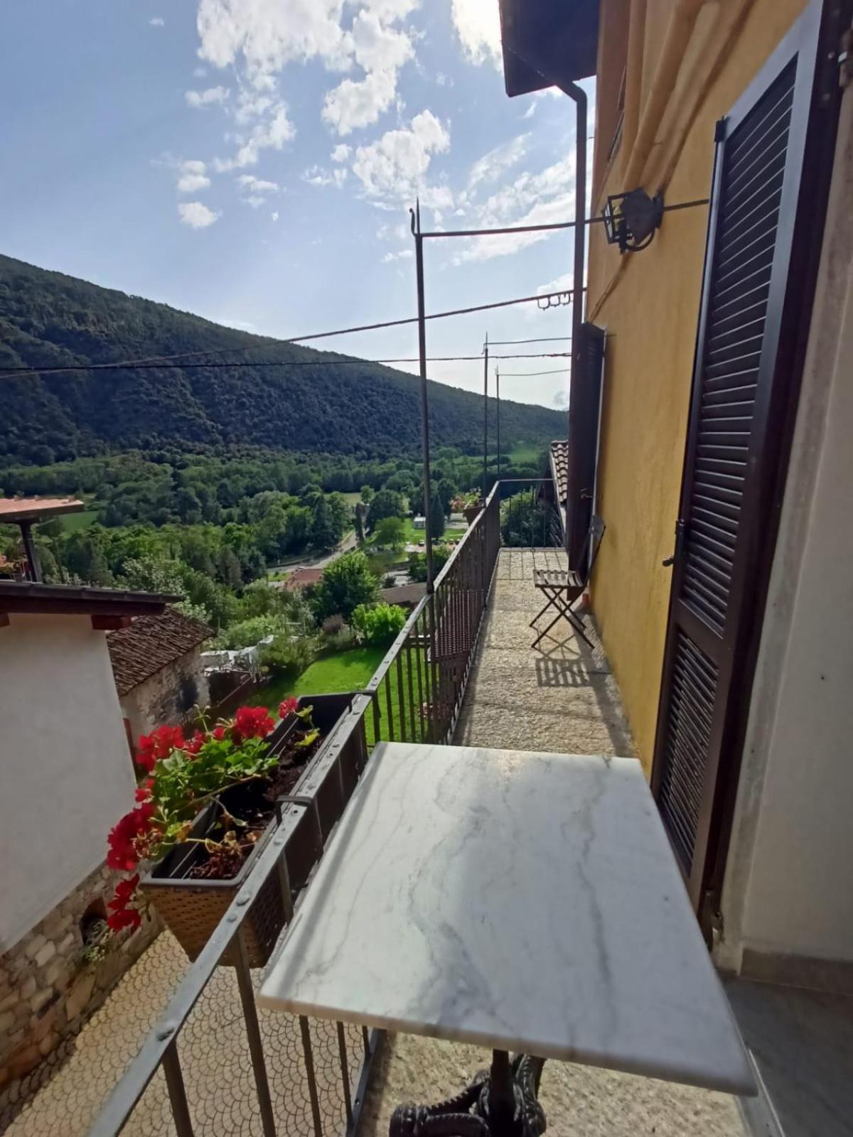 Foresteria Lombarda B & B Ca' Pelitti Ganna Buitenkant foto
