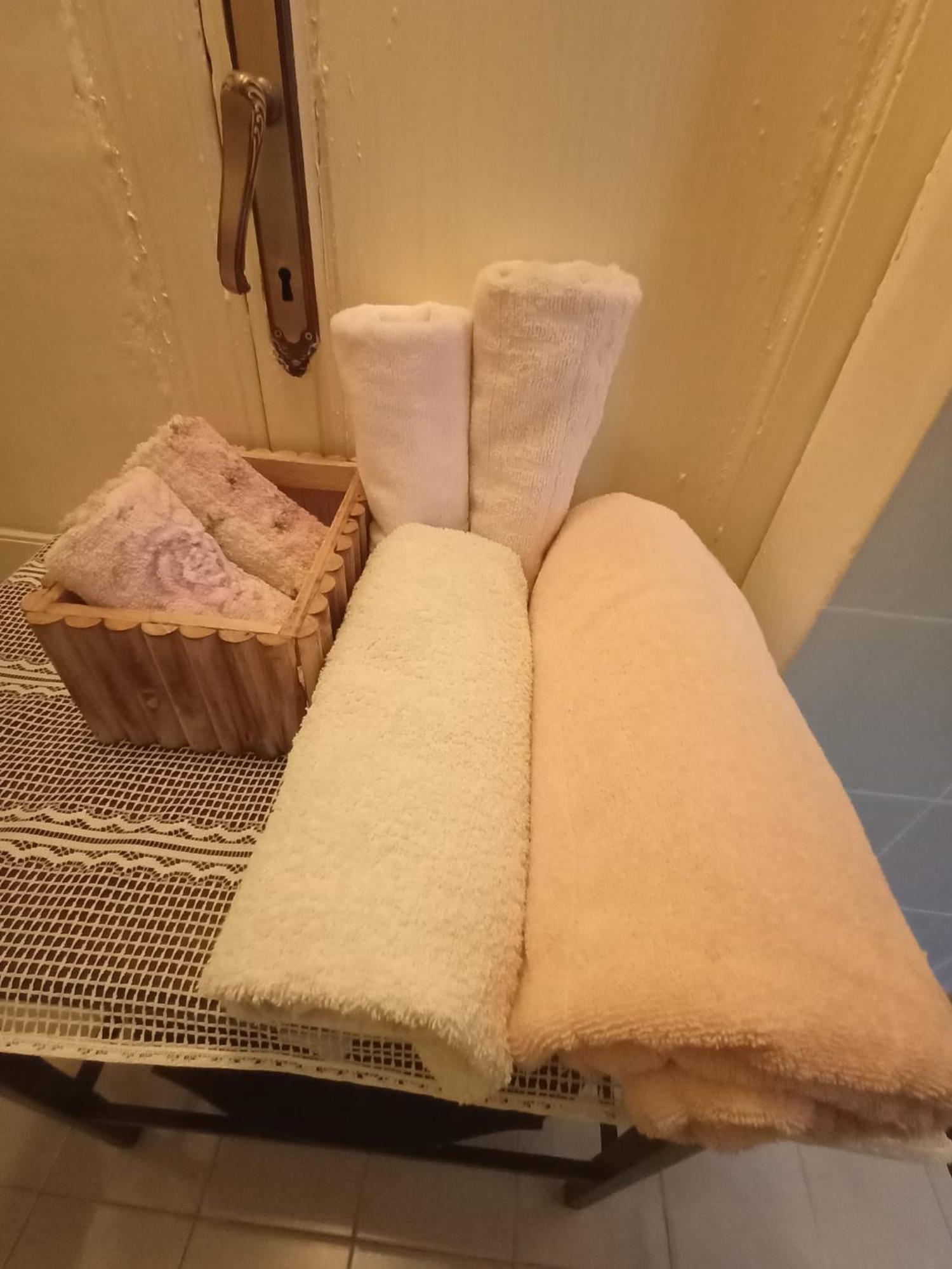 Foresteria Lombarda B & B Ca' Pelitti Ganna Buitenkant foto